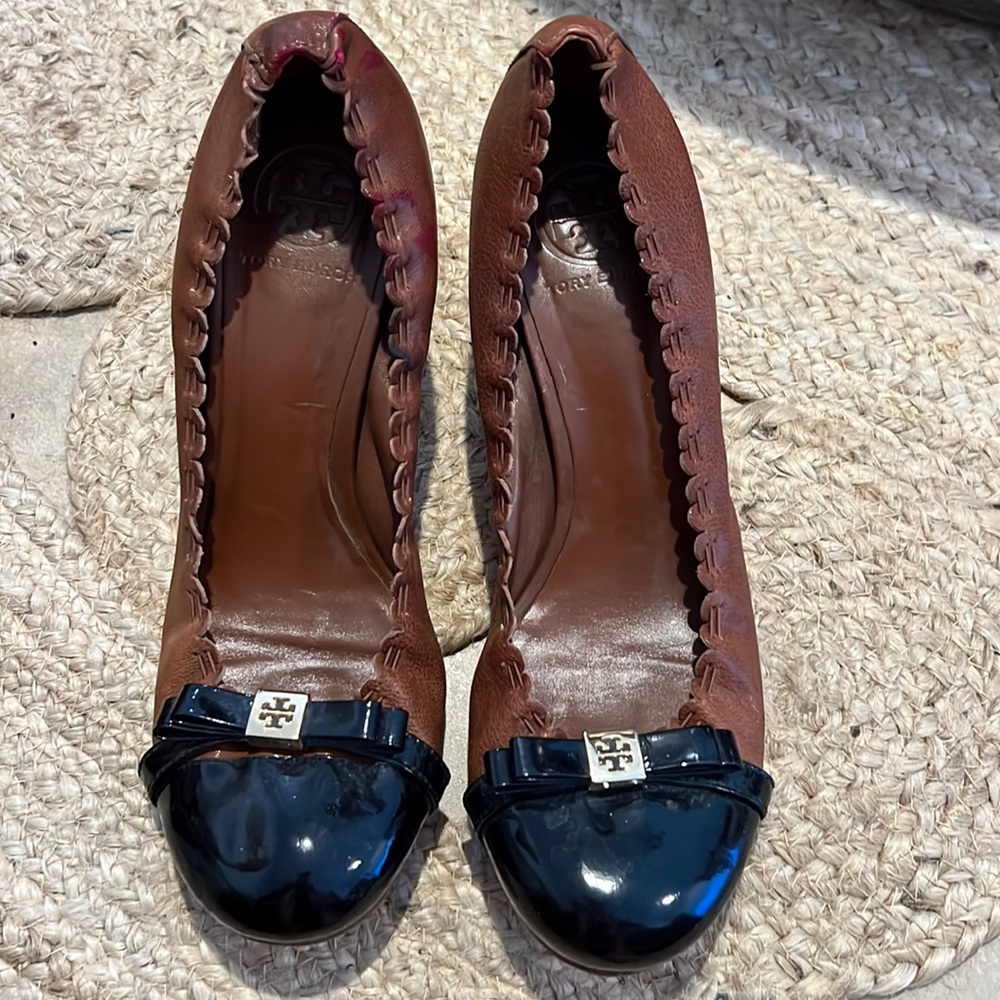 Tory Burch Size 9 brown/black heels